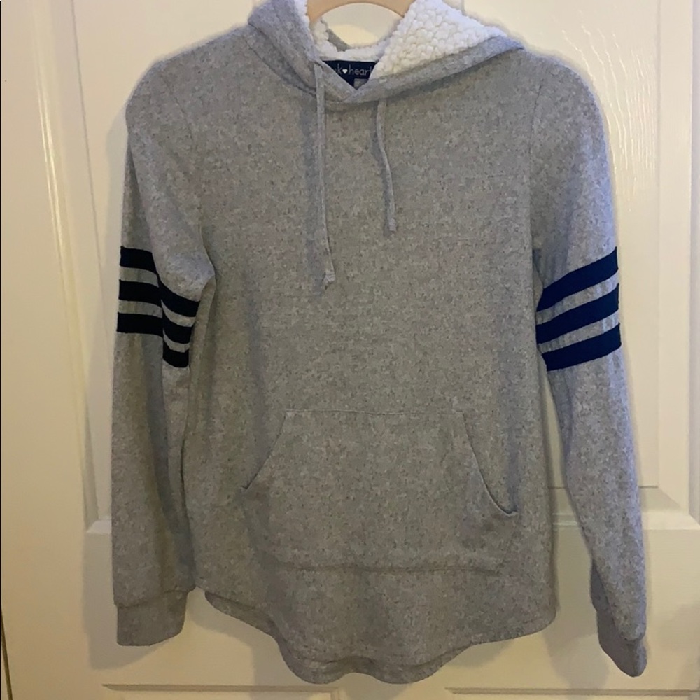 Grey comfy sweater